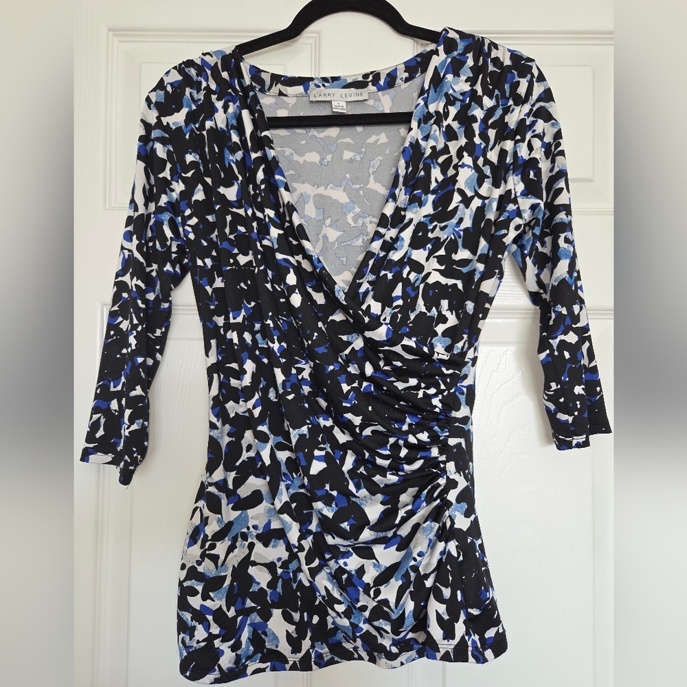 Larry Levine Blue and Black Patterned Top